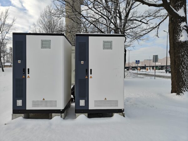 C&I battery energy storage system operating at -15°C in Europe (outdoor cabinet ESS)